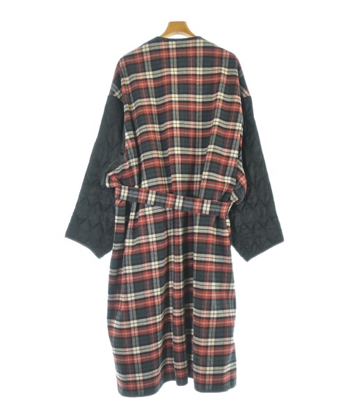 BALENCIAGA（バレンシアガ）その他 赤 サイズ:36(XXL位) メンズ/2200670150038