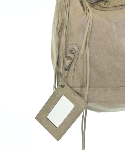 BALENCIAGA（バレンシアガ）その他 カーキ サイズ:- レディース/2200670523030