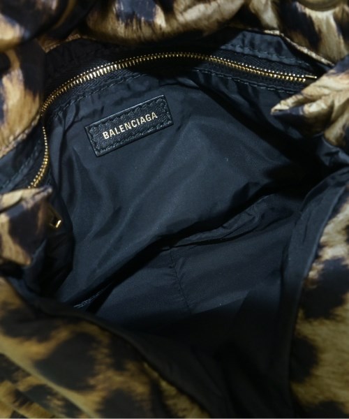 BALENCIAGA（バレンシアガ）ショルダーバッグ ベージュ サイズ:- レディース/2200683338249