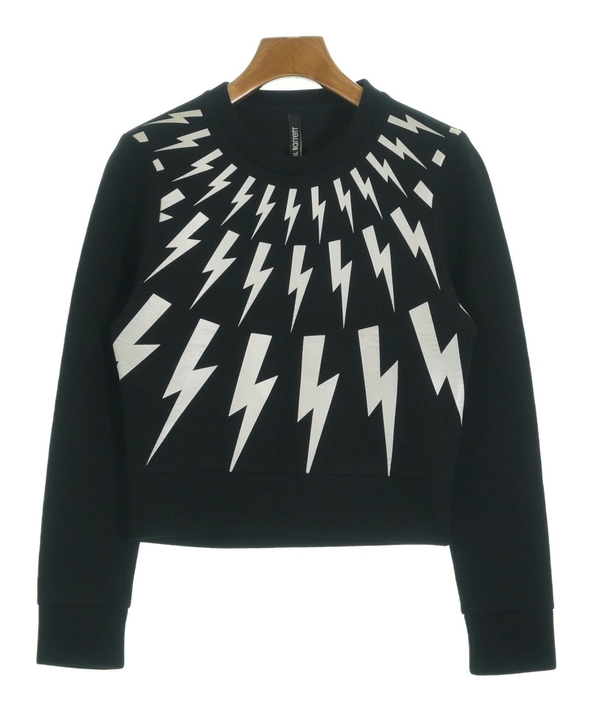 Neil Barrett エルボーレザーパッチ長袖カットソー ブラックxs Neil Barrett エルボーレザーパッチ長袖カットソー ブラックxs Neil