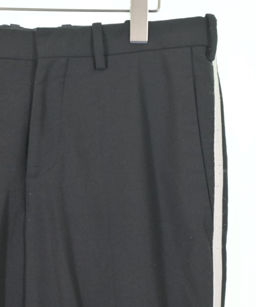 Neil Barrett（ニールバレット）その他 黒 サイズ:46(M位) メンズ/2200663703050