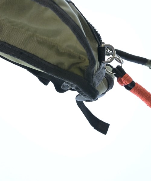 DSQUARED（ディースクエアード）ショルダーバッグ カーキ サイズ:- メンズ/2200641209109