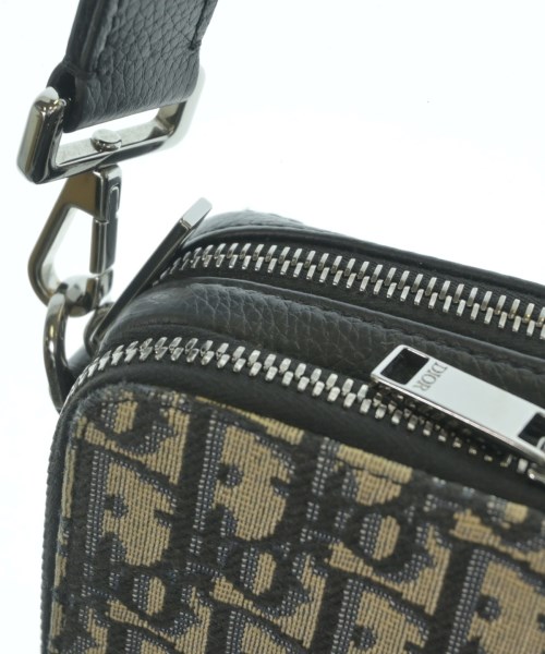 Dior Homme（ディオールオム）ショルダーバッグ ベージュ サイズ:- レディース/2200672326011