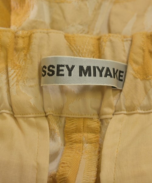 ISSEY MIYAKE（イッセイミヤケ）その他 黄 サイズ:2(M位) レディース/2200634692208