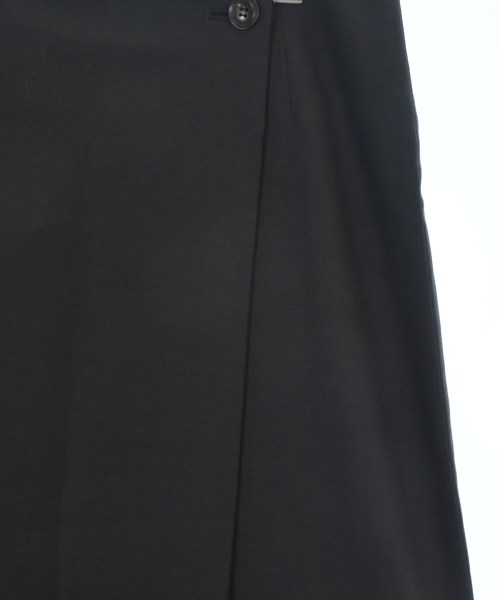 ISSEY MIYAKE（イッセイミヤケ）ひざ丈スカート グレー サイズ:2(M位) レディース/2200621566024