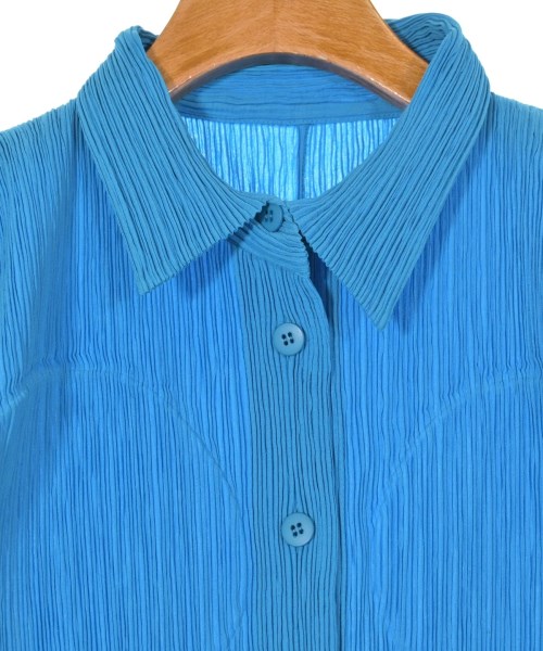 ISSEY MIYAKE（イッセイミヤケ）カジュアルシャツ 青 サイズ:2(M位) レディース/2200621566109