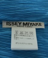 ISSEY MIYAKE（イッセイミヤケ）カジュアルシャツ 青 サイズ:2(M位) レディース/2200621566109