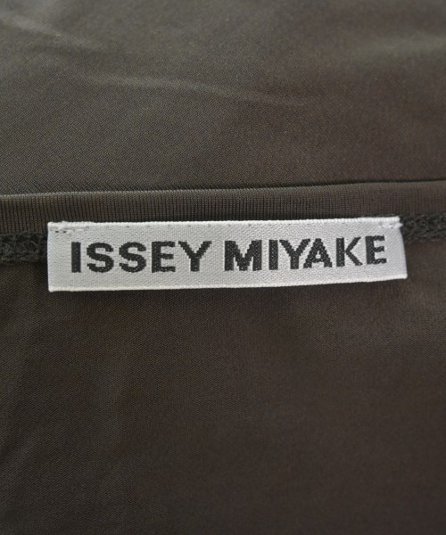ISSEY MIYAKE（イッセイミヤケ）Tシャツ・カットソー 茶 サイズ:2(M位) レディース/2200623214015