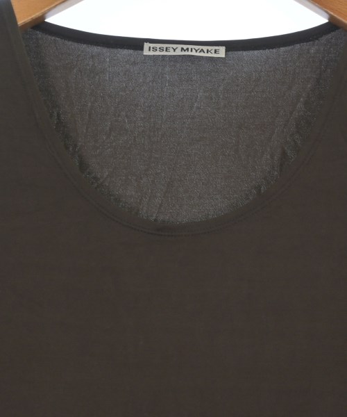 ISSEY MIYAKE（イッセイミヤケ）Tシャツ・カットソー 茶 サイズ:2(M位) レディース/2200623214015