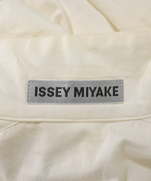 ISSEY MIYAKE（イッセイミヤケ）シャツワンピース 白 サイズ:3(L位) レディース/2200620740081