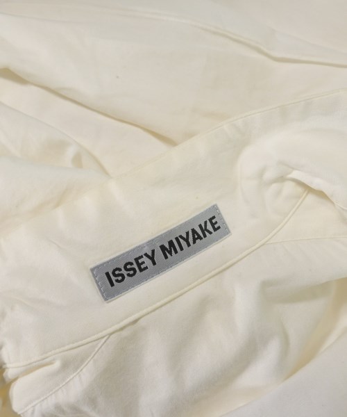 ISSEY MIYAKE（イッセイミヤケ）シャツワンピース 白 サイズ:3(L位) レディース/2200620740081