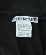 ISSEY MIYAKE（イッセイミヤケ）Tシャツ・カットソー 黒 サイズ:2(M位) レディース/2200635795045
