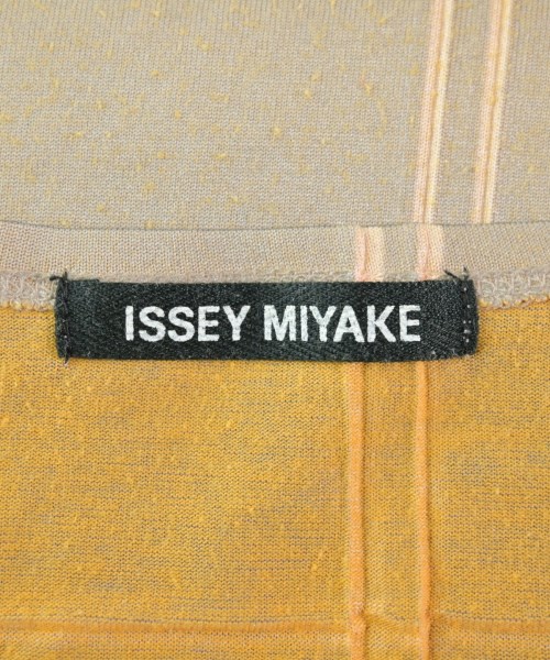 ISSEY MIYAKE（イッセイミヤケ）Tシャツ・カットソー ベージュ サイズ:2(M位) メンズ/2200623679050