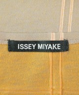 ISSEY MIYAKE（イッセイミヤケ）Tシャツ・カットソー ベージュ サイズ:2(M位) メンズ/2200623679050