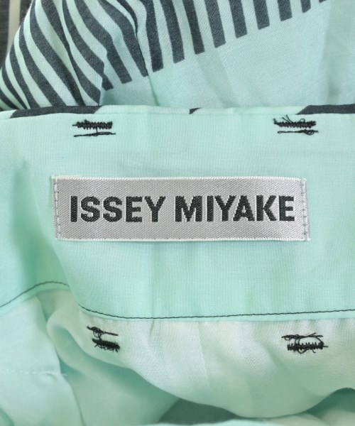 ISSEY MIYAKE（イッセイミヤケ）その他 青 サイズ:1(S位) レディース/2200639829272