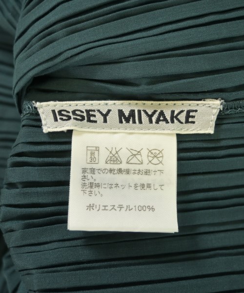ISSEY MIYAKE（イッセイミヤケ）ブラウス 緑 サイズ:3(L位) レディース/2200640402068