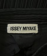ISSEY MIYAKE（イッセイミヤケ）カジュアルジャケット 黒 サイズ:M レディース/2200637841092