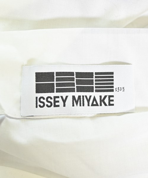 ISSEY MIYAKE（イッセイミヤケ）カジュアルシャツ 白 サイズ:2(M位) メンズ/2200631798507