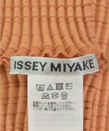 ISSEY MIYAKE（イッセイミヤケ）ブラウス オレンジ サイズ:2(M位) レディース/2200641539022