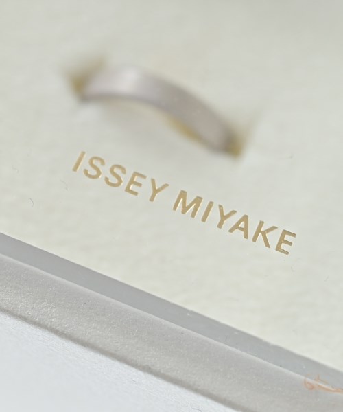 ISSEY MIYAKE（イッセイミヤケ）リング 緑 サイズ:-(13号位) メンズ/2200630515204