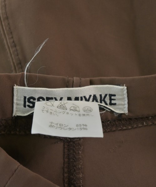 ISSEY MIYAKE（イッセイミヤケ）ロング・マキシ丈スカート 茶 サイズ:3(L位) レディース/2200642348029