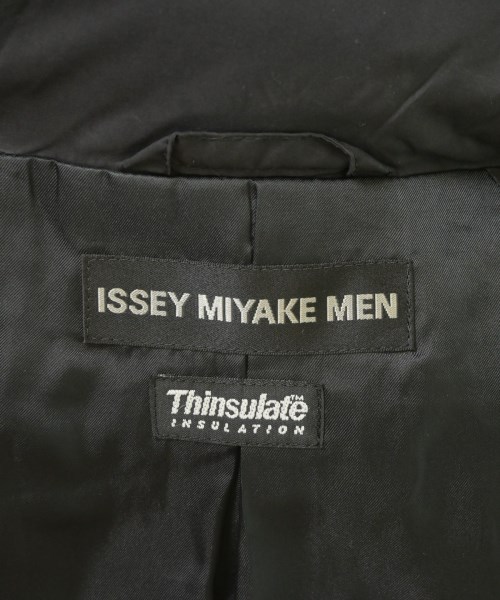 ISSEY MIYAKE（イッセイミヤケ）コート 黒 サイズ:3(L位) メンズ/2200643391024