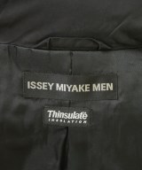 ISSEY MIYAKE（イッセイミヤケ）コート 黒 サイズ:3(L位) メンズ/2200643391024