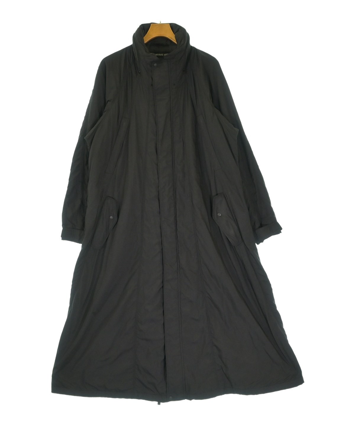 ISSEY MIYAKE（イッセイミヤケ）コート 黒 サイズ:3(L位) メンズ