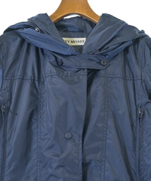 ISSEY MIYAKE（イッセイミヤケ）その他 紺 サイズ:3(L位) レディース/2200625163540