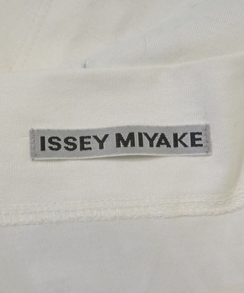 ISSEY MIYAKE（イッセイミヤケ）Tシャツ・カットソー 白 サイズ:2(M位) レディース/2200625163571