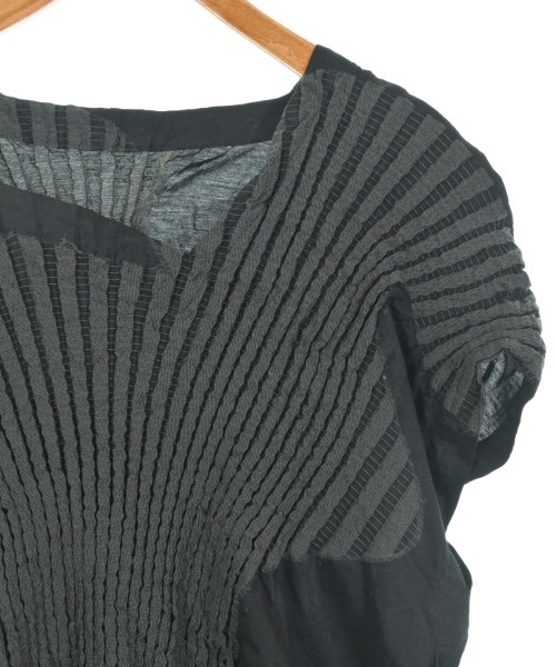 ISSEY MIYAKE（イッセイミヤケ）ブラウス 黒 サイズ:2(M位) レディース/2200632774593