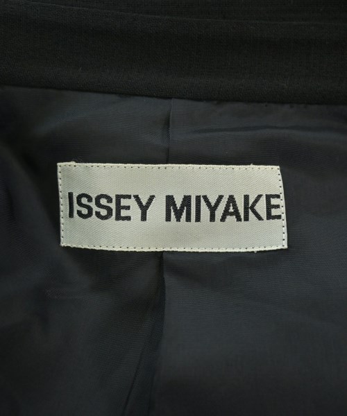 ISSEY MIYAKE（イッセイミヤケ）テーラードジャケット 黒 サイズ:-(M位) メンズ/2200644030083