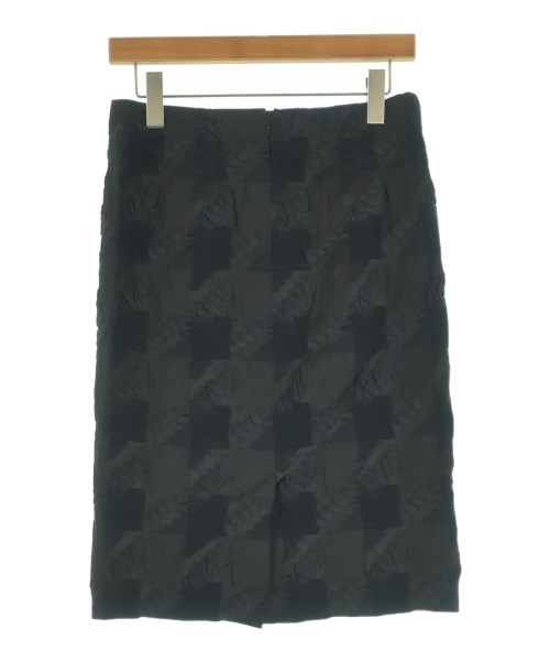 ISSEY MIYAKE（イッセイミヤケ）ひざ丈スカート グレー サイズ:1(S位) レディース/2200634060434