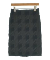ISSEY MIYAKE（イッセイミヤケ）ひざ丈スカート グレー サイズ:1(S位) レディース/2200634060434