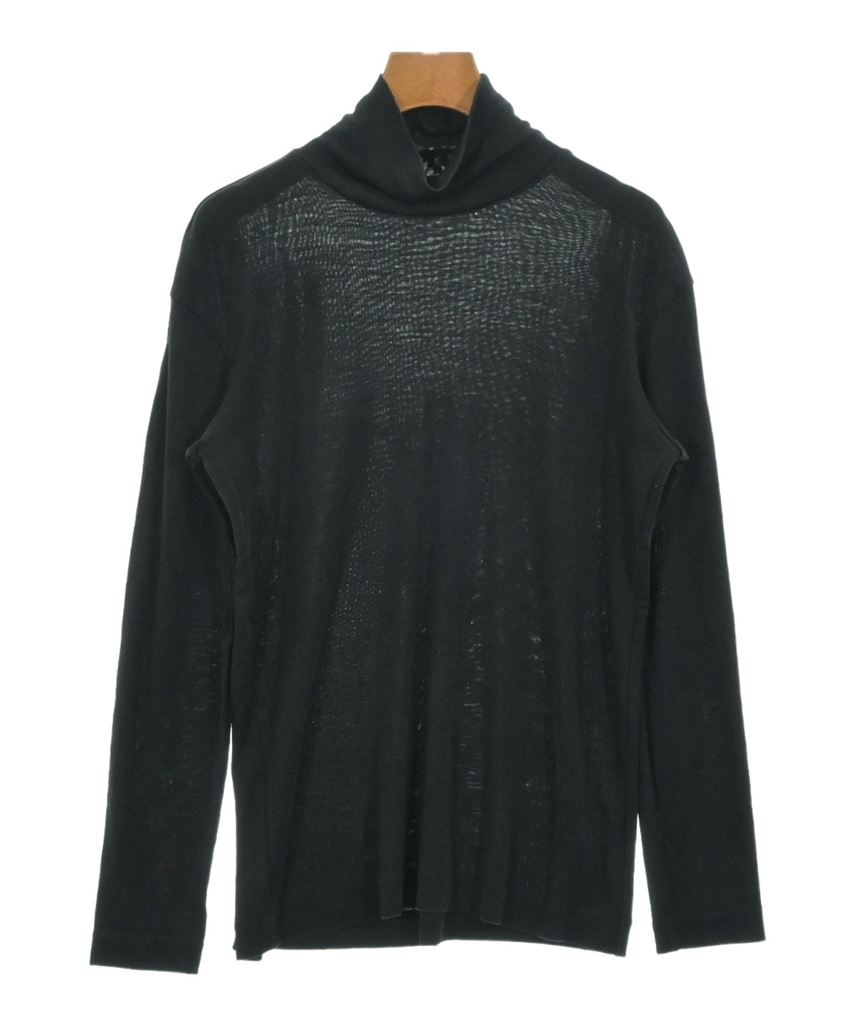 Used☆美品イッセイカットソー ISSEY MIYAKE(イッセイミヤケ)Tシャツ・カットソー 黒 サイズ