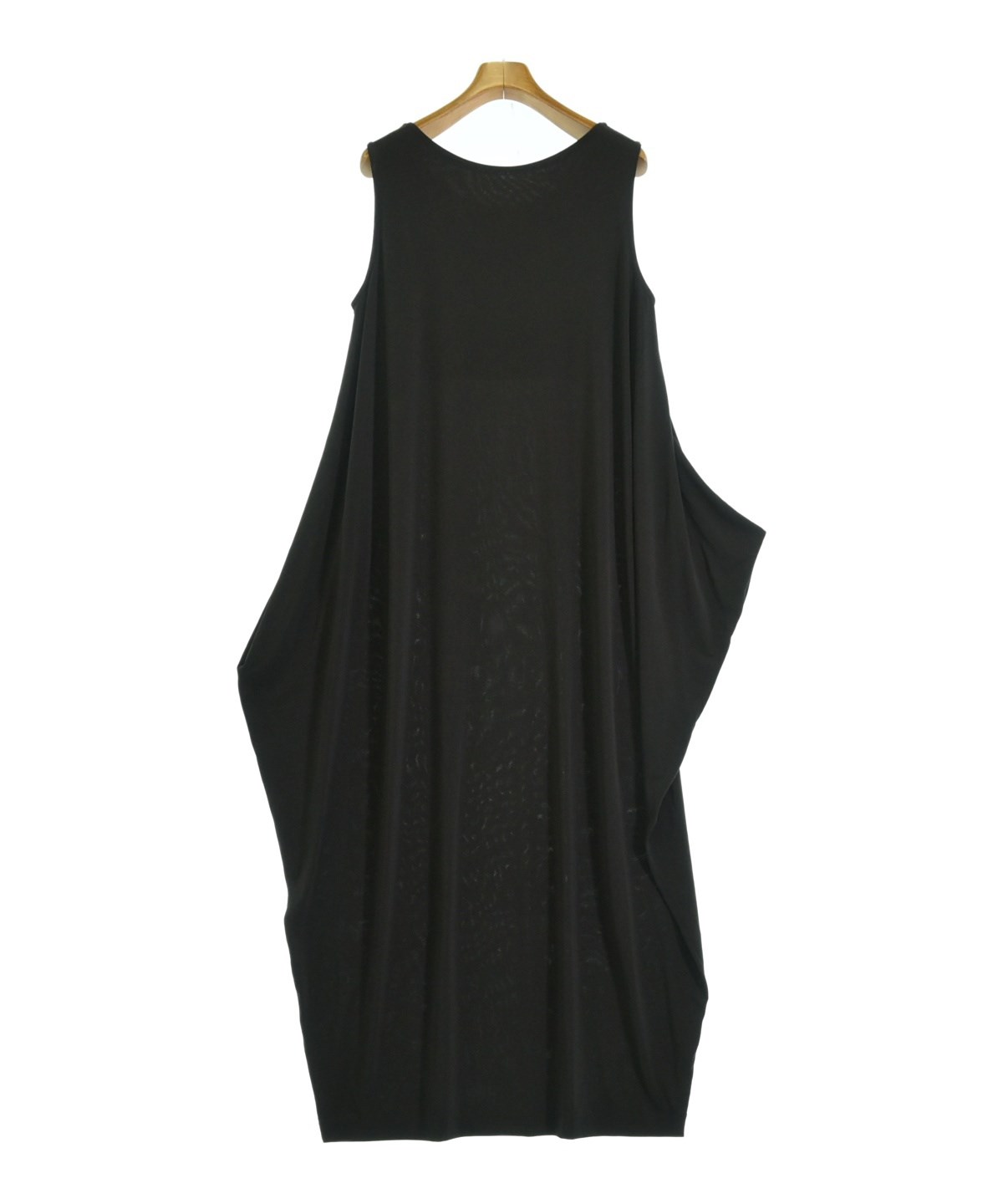 ISSEY MIYAKE イッセイミヤケ ワンピース 黒 2011524G0036 ISSEY MIYAKE(イッセイミヤケ)ワンピース 黒 サイズ:F