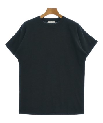 イッセイミヤケ me Tシャツ ISSEY MIYAKE（イッセイミヤケ）Tシャツ・カットソー 黒 サイズ