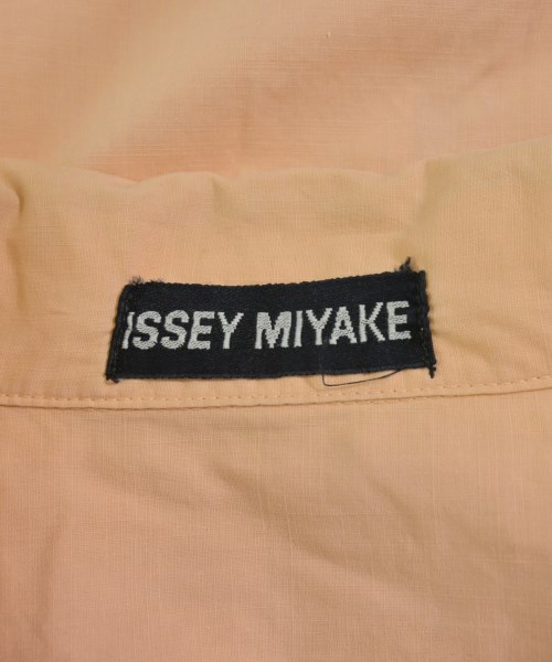 ISSEY MIYAKE（イッセイミヤケ）カジュアルシャツ オレンジ サイズ:M メンズ/2200621698015