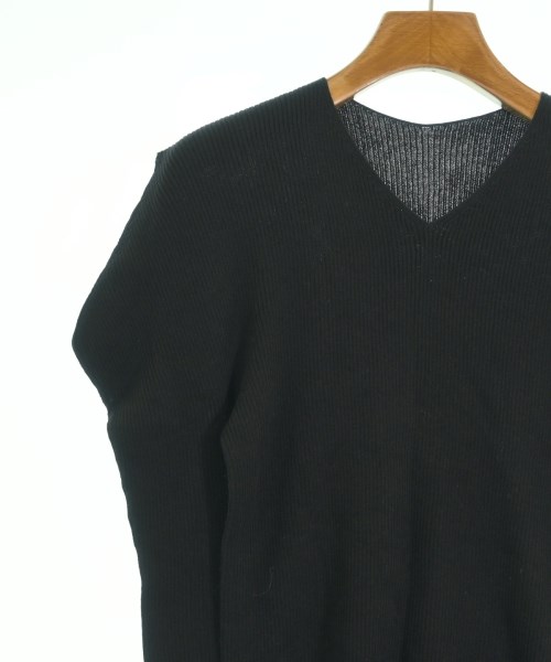 ISSEY MIYAKE（イッセイミヤケ）ニット・セーター 黒 サイズ:2(M位) レディース/2200621700084