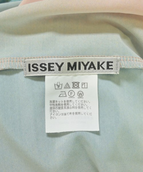 ISSEY MIYAKE（イッセイミヤケ）Tシャツ・カットソー オレンジ サイズ:2(M位) レディース/2200621700091