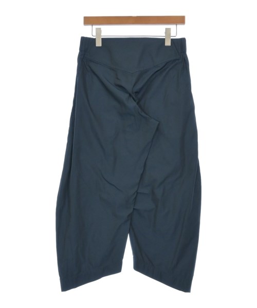 ISSEY MIYAKE（イッセイミヤケ）その他 紺 サイズ:2(M位) レディース/2200622295053