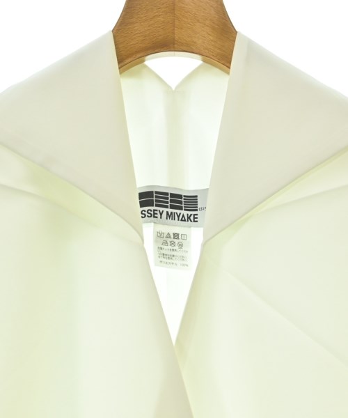 ISSEY MIYAKE（イッセイミヤケ）ブラウス 白 サイズ:3(L位) レディース/2200622295114