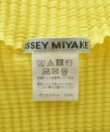 ISSEY MIYAKE（イッセイミヤケ）Tシャツ・カットソー 黄 サイズ:2(M位) レディース/2200614277104