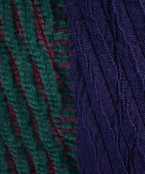 ISSEY MIYAKE（イッセイミヤケ）その他 緑 サイズ:2(M位) レディース/2200616135020