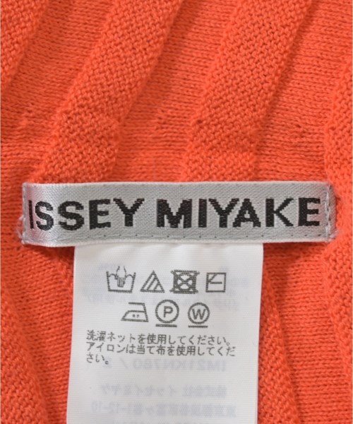 ISSEY MIYAKE（イッセイミヤケ）ニット・セーター オレンジ サイズ:2(M位) レディース/2200623707074