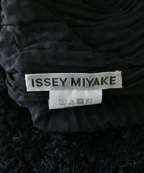 ISSEY MIYAKE（イッセイミヤケ）ブラウス 黒 サイズ:2(M位) レディース/2200623924020