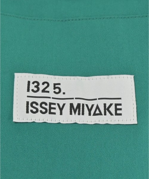 ISSEY MIYAKE（イッセイミヤケ）その他 緑 サイズ:3(L位) レディース/2200625291014