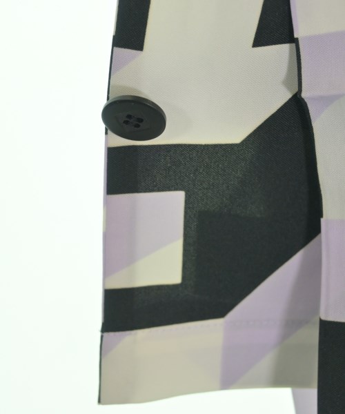 ISSEY MIYAKE（イッセイミヤケ）カジュアルシャツ 白 サイズ:3(L位) レディース/2200625291021