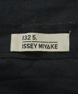 ISSEY MIYAKE（イッセイミヤケ）カジュアルシャツ 黒 サイズ:3(L位) レディース/2200625291038