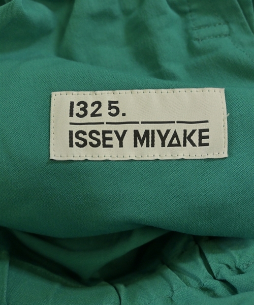 ISSEY MIYAKE（イッセイミヤケ）その他 緑 サイズ:3(L位) レディース/2200625291052